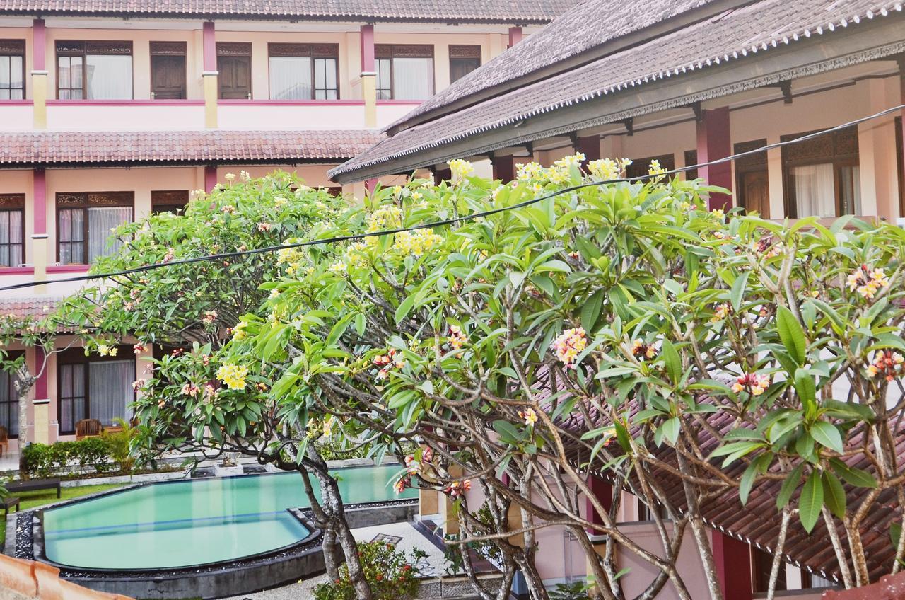 Pesona Beach Inn Kuta Lombok Kültér fotó