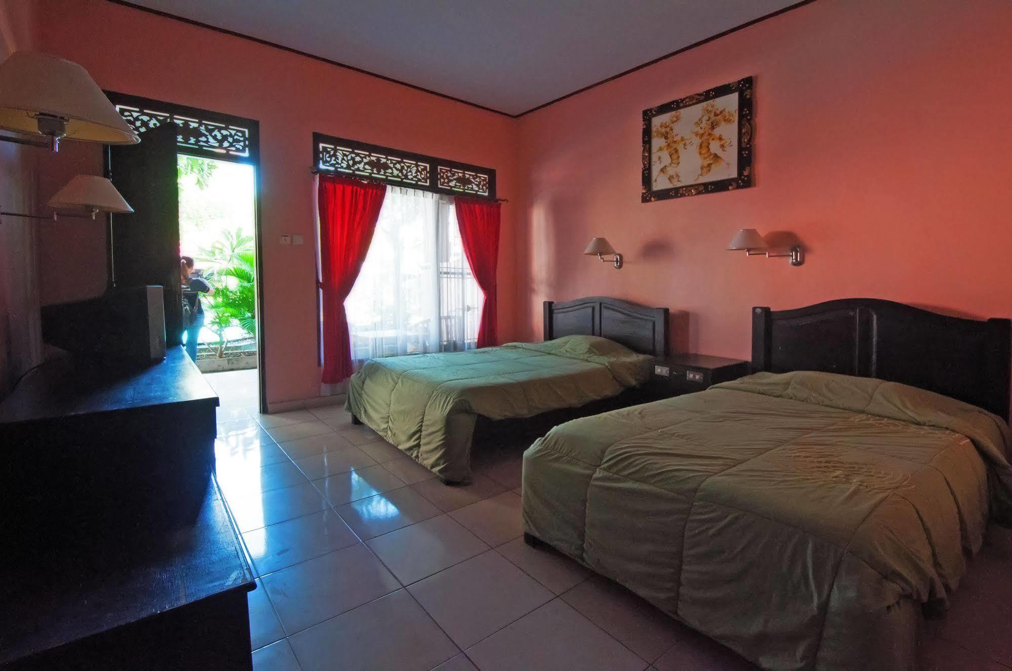 Pesona Beach Inn Kuta Lombok Kültér fotó