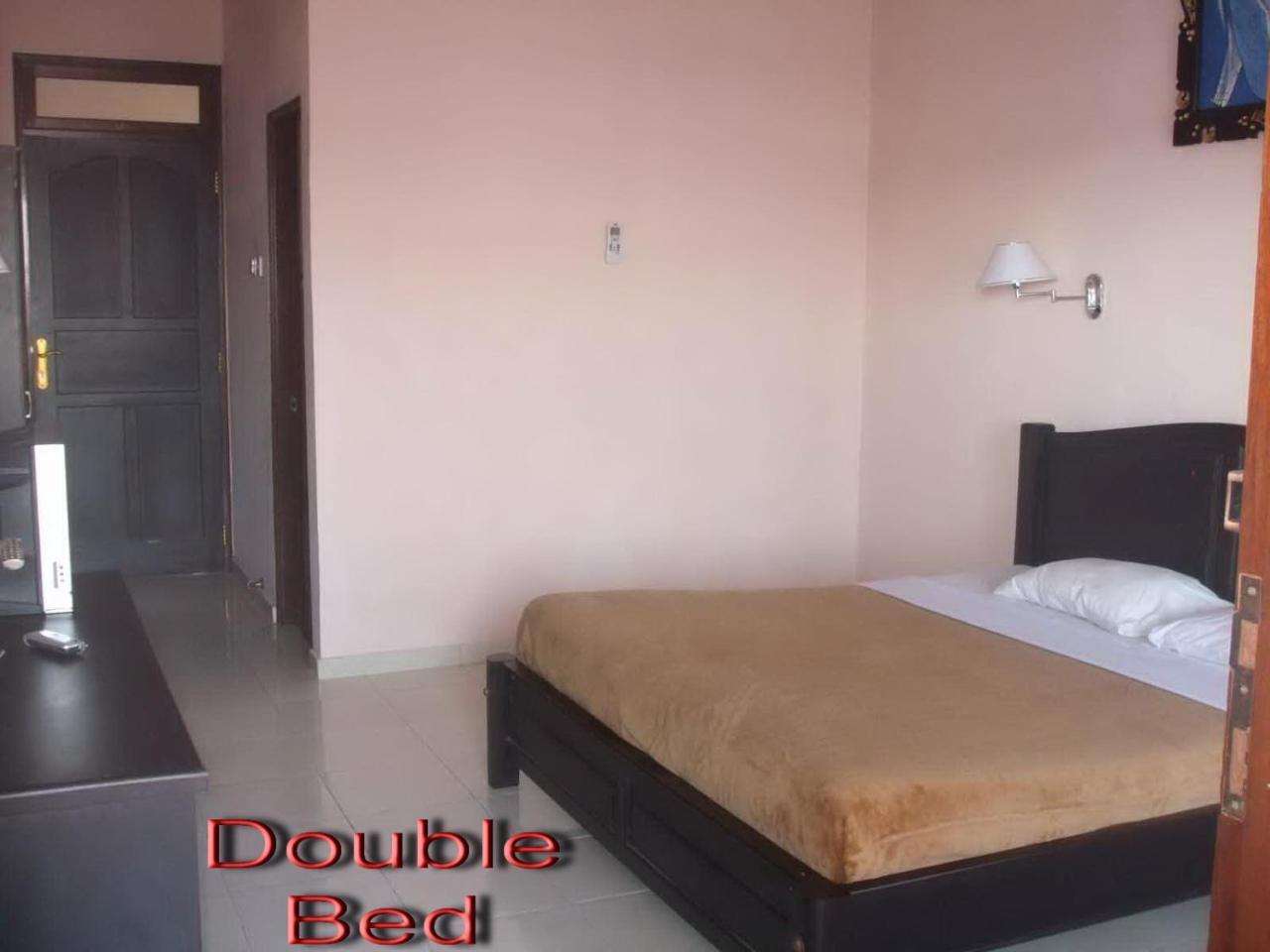 Pesona Beach Inn Kuta Lombok Kültér fotó